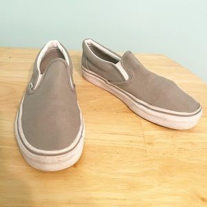 Gray Classic Vans Slip Ons Mens sz 6.5 Women’s sz 8